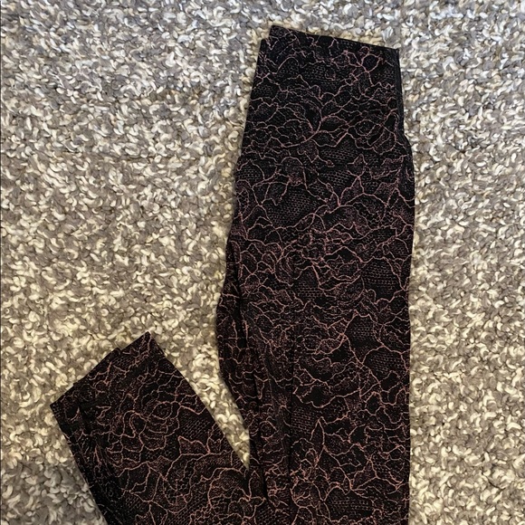 Lululemon align full length 28” lacescape spanish rose - Picture 5 of 6